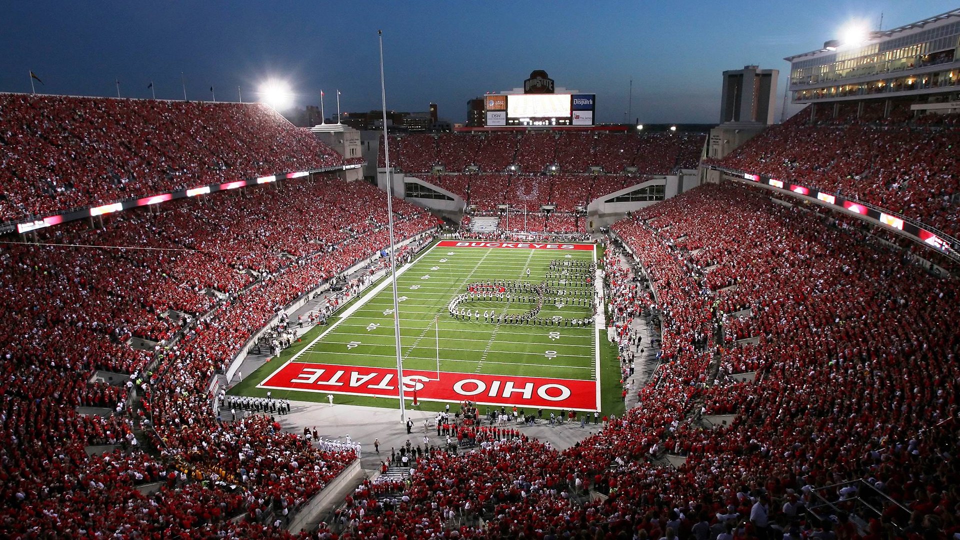 爱游戏app-梅西在法甲首秀即破门，助巴黎再下一城，梅西在法甲踢了几场